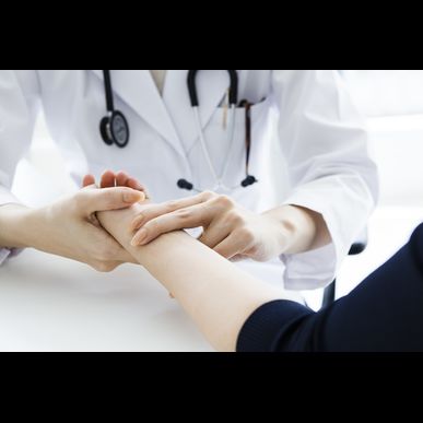 東京の内科に肝臓病の相談をしたいとお考えの方は高橋医院をご利用ください